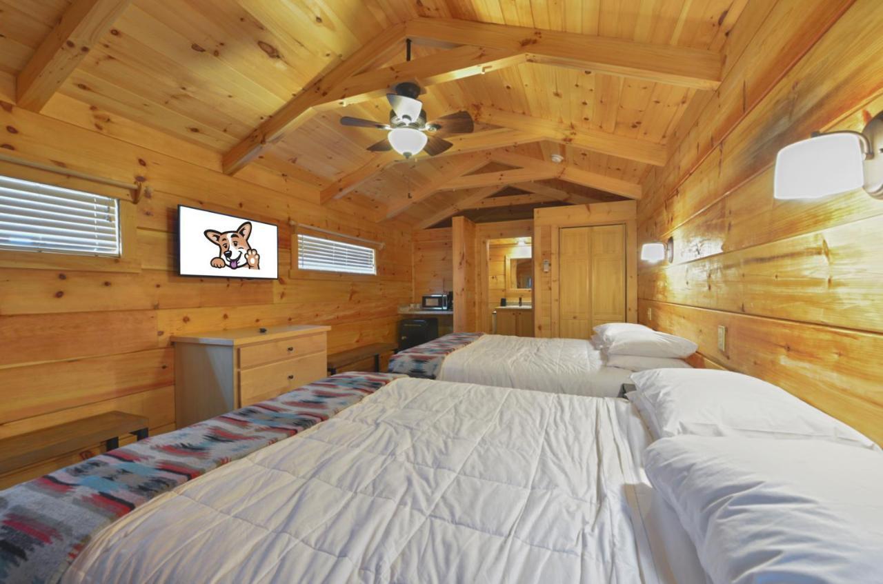 Great Escapes Rv Resort Bryan College Station Exterior photo